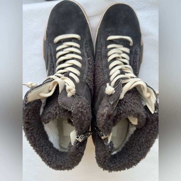 New Dolce Vita Women's Zilvia Plush Lace Up Zip High Top Sneakers Size 11 - Picture 4 of 9